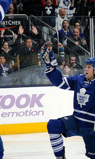 Holland nets game-winner as Maple Leafs edge Blackhawks